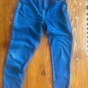 Lilly Pulitzer Blue Denim stretch jeans, high waisted